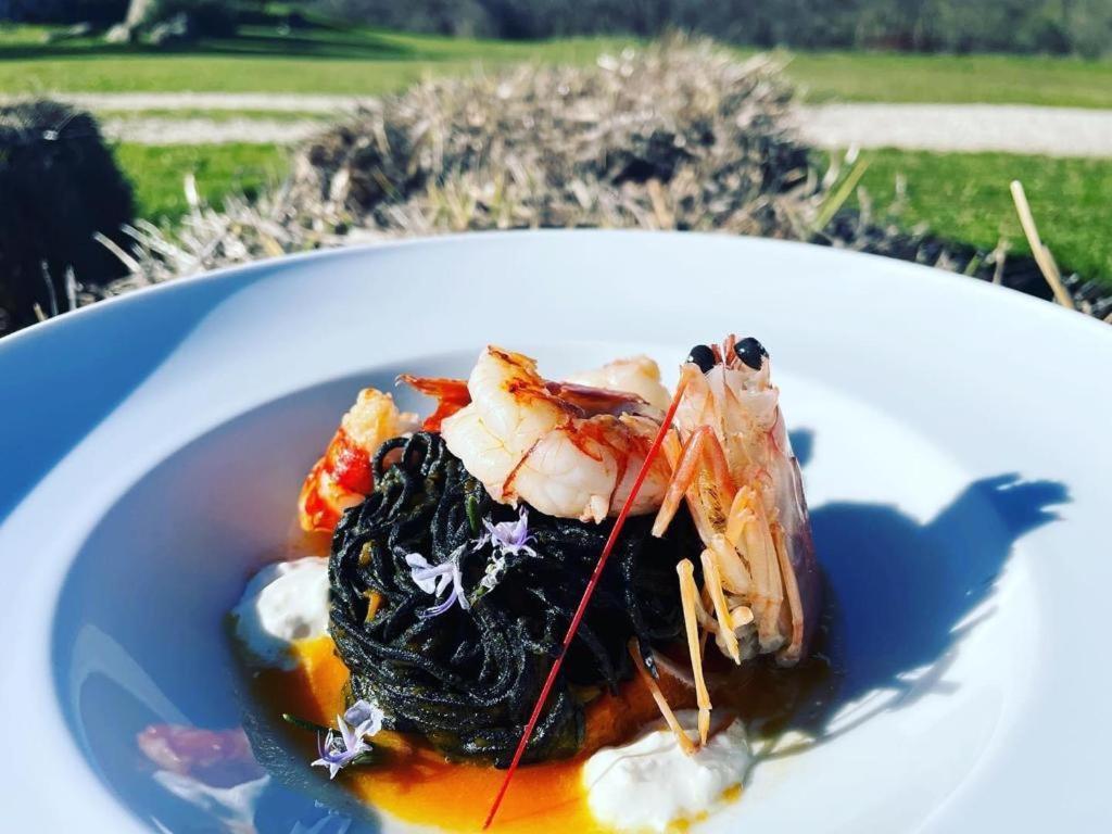 Agriturismo Cerrosughero Canino 外观 照片