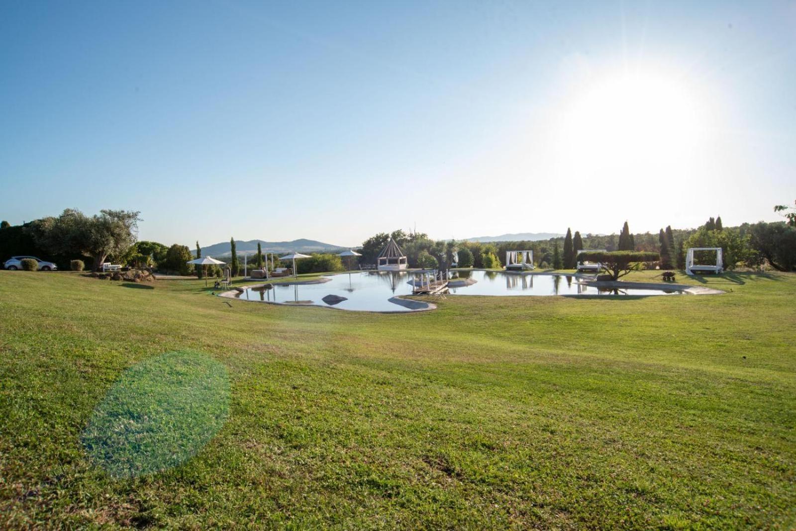 Agriturismo Cerrosughero Canino 外观 照片